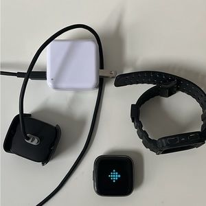 Fitbit Versa 2 and strap